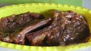 Запеченная корейка на кости