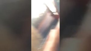 Девки в стрингах деруться в такси...