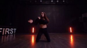 WATCH ME BURN / FRAME UP STRIP / JULIA GOGINA