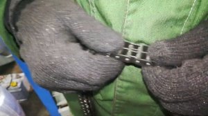 4M40.  А Вы тоже верите что старые моторы "вечные". Предположите пробег двигателя!