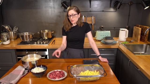 Эчпочмак. Знаменитый татарский треугольный пирожок. Начинка из мяса и картошки.