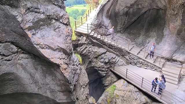 Швейцария Водопад Trümmelbachfälle смотреть онлайн