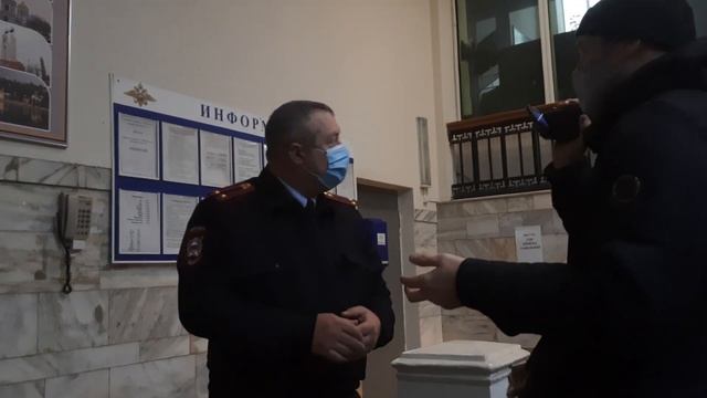 Запрет видео съёмки в ГУМВД России по Воронежской области. Подполковники против съёмки. смотреть онлайн