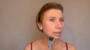Мезотерапия лица в домашних условиях мезороллером. Альтернатива салонным процедурам.