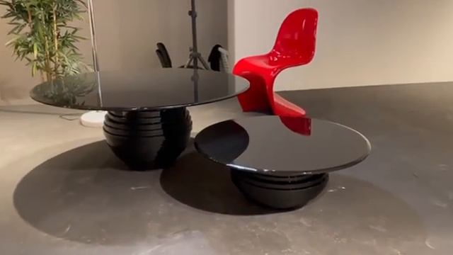 Дизайнерский журнальный стол Graphic