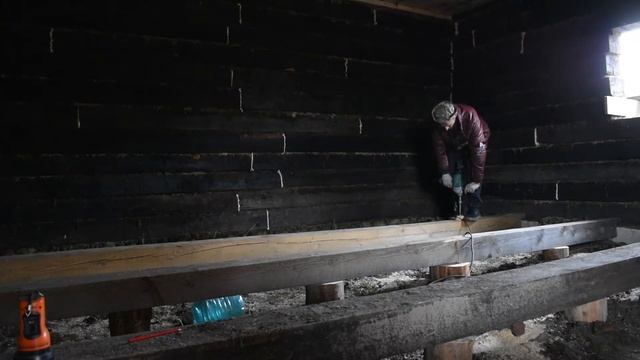 Строим полы в курятнике и стайке! Начинаем стройку мини овчарни 15 на 3 метра!