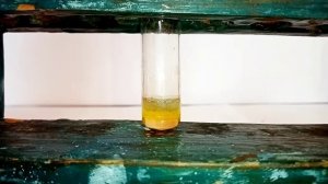 Реакция ХЛОРАТА НАТРИЯ и КОНЦЕНТРИРОВАННОЙ СЕРНОЙ КИСЛОТЫ. Получение ХЛОРА. Опыты по химии.