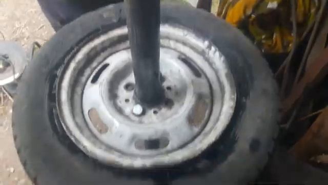 МОЙ ДРУГ СДЕЛАЛ ШИНОМОНТАЖНЫЙ СТАНОК. смотреть онлайн