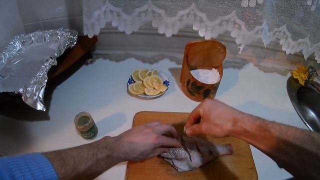 Как приготовить морского (красного) окуня в духовке