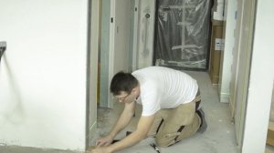 Установка двери COMPACK в коробе AQUA INVISIBLE