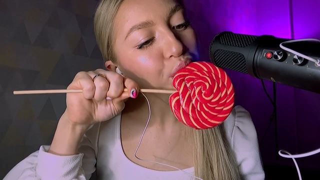 ASMR LOLLIPOP ?/ Licking ?/ ASMR Чупа Чупс ?/ ЛИКИНГ ?/ ШЁПОТ ? смотреть онлайн