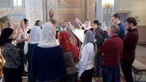 "Земле Русская" (Распев Киево-Печерской Лавры, подобен "Дом Евфрафов"). Регент Екатерина Артюхова.