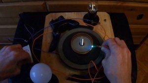 Магнитный двигатель-генератор