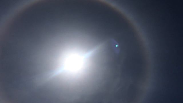 Оптический феномен - гало 10 мая 2016 г. смотреть онлайн