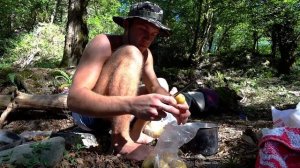 Однодневный поход с друзьями. Дикая природа. Еда на костре