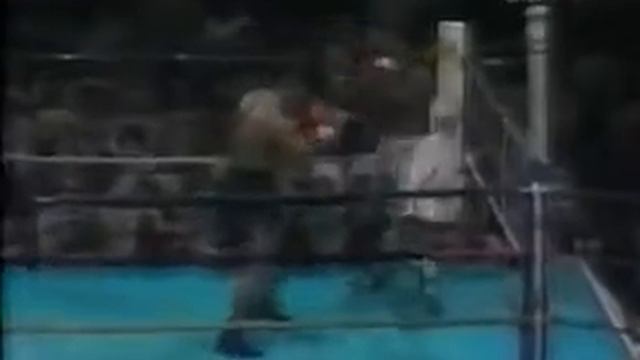 Майк Тайсон Марвис Фрейзер 25 Mike Tyson vs Marvis Frazier 1) смотреть онлайн