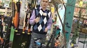 Каким инструментом лучше всего обрезать деревья