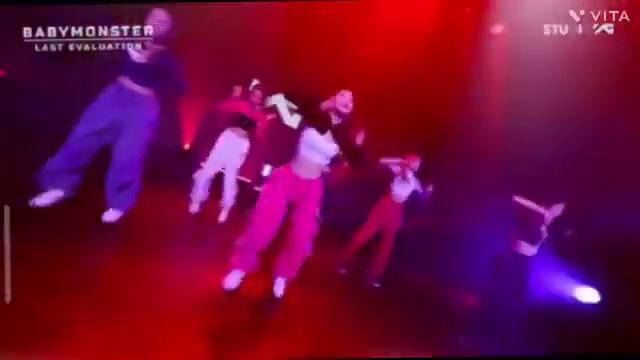 BABY MONSTER-"2NE1 MASH UP" DANCE PERFORMANCE смотреть онлайн