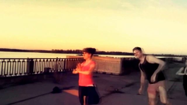 На занятиях по йоге весело. смотреть онлайн