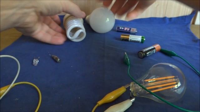 Поджиг энергосберегайки 1м вольтом.. Реально или нет? смотреть онлайн