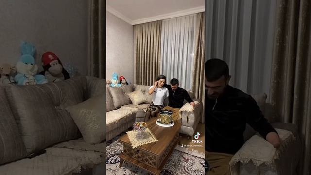 Nərmin Həyat yoldaşı Elnurun doğum gününü belə tebrik etdi ailələrində iki qat bayram oldu смотреть онлайн