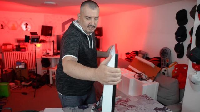 SLEDEĆA GENERACIJA ASUS VELIKANA - ASUS ROG XG43UQ смотреть онлайн