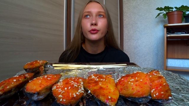 MUKBANG BAKED MUSSELS | МУКБАНГ ЗАПЕЧЁННЫЕ МИДИИ | no ASMR смотреть онлайн