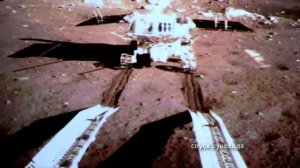 Китай высадился на луну. Первые снимки