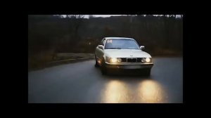 Сумасшедший дрифт на бмв и мерседес!!!!!!!!!