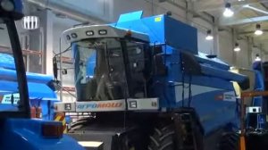 Комбайностроение ВМТЗ   'АГРОМАШ Енисей 5000'