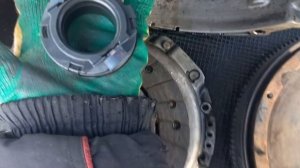 Мерседес Спринтер 2,3D -замена 2-х массового маховика, на комплект сцепления с 1 массовым маховиком