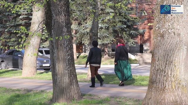 Репортаж о реставрации скульптуры пионера