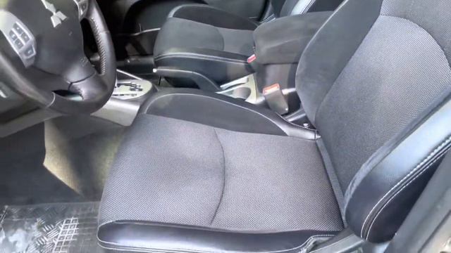 Mitsubishi Outlander XL 2011г рестайлинг