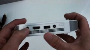 ACER C205 Pico Projector Overview