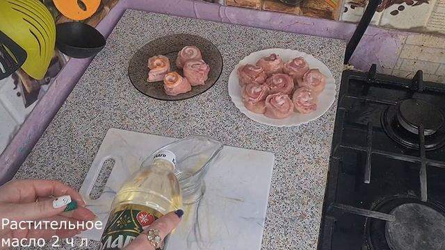 Шашлык из куриной грудки с беконом Дома на сковороде
