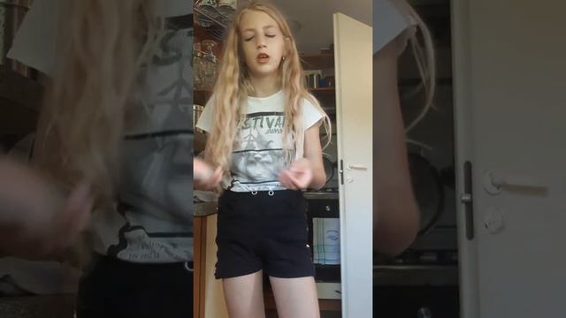 Как стереть маркер с чехла? Лёгкий способ. смотреть онлайн