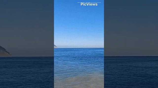 Новороссийск. Чёрное море. Обстановка на пляже море и погода сегодня 7 декабря 2023.