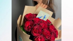 Набор размер M с букетом 15 красных роз Кения 50 см в корейской упаковке