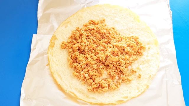 СЫРНАЯ ВКУСНЯТИНА  ЗА 15 МИНУТ! Самая быстрая ленивая пицца на лепешке!