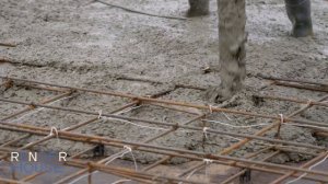 УРОКИ СТРОИТЕЛЬСТВА: БЕТОНИРОВАНИЕ ПЛИТЫ ПЕРЕКРЫТИЯ //RNR