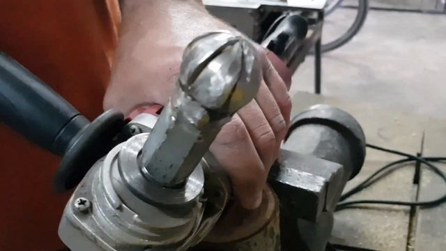 ФРЕЗА ПО ДЕРЕВУ ДЛЯ БОЛГАРКИ смотреть онлайн