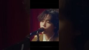 НОВЫЕ ПЕСНИ ТЭХЁНА ????это божественно ✨✨✨