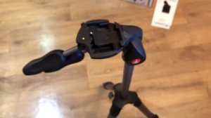 Manfrotto Compact Advanced Tripod and Manfrotto PIXI Clamp [unboxing and hands on]