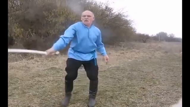 Песня ты меня не бойся ремикс. Казачья лезгинка - ойся ты, ойся , ты меня не бойся. Ойся. Вспоминай меня cvetocek. Десантник и бутылка об голову приколы.