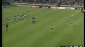 Невероятный гол Роберто Карлоса в ворота сборной Франции!