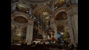 St. Paul's Cathedral in London (4K HDR)