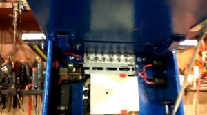 Многофункциональный ящик для эхолота и держатель для спиннингов в ПВХ лодку