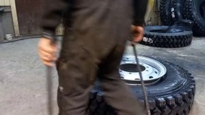 Грузовой камерного колеса 12 R 24 сборка. А до Я.