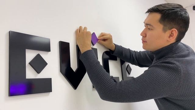 ОТКРЫЛ БИЗНЕС НА АЙФОНАХ С НУЛЯ. Сколько сделал продаж за выходные? - Магазин айфонов Чингиз смотреть онлайн