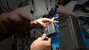 Замена батарейки крона в мультиметре